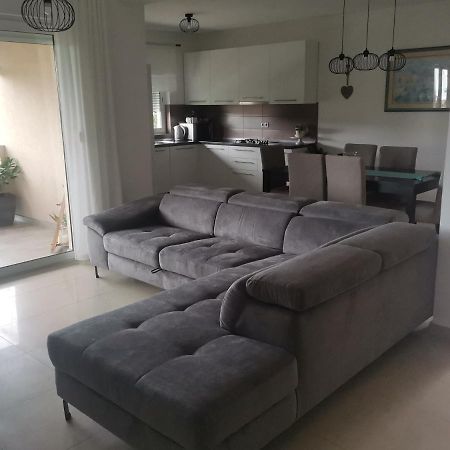 Apartman Ana Kampor エクステリア 写真